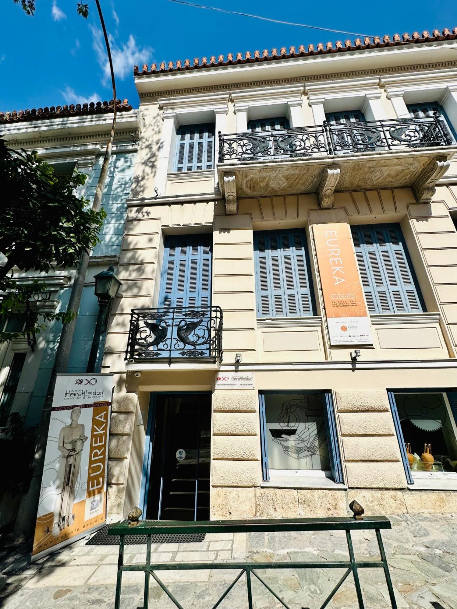 Yuna Penthouse, 100Sqm Private Rooftop Terrasse, Acropolis By Foot アテネ エクステリア 写真