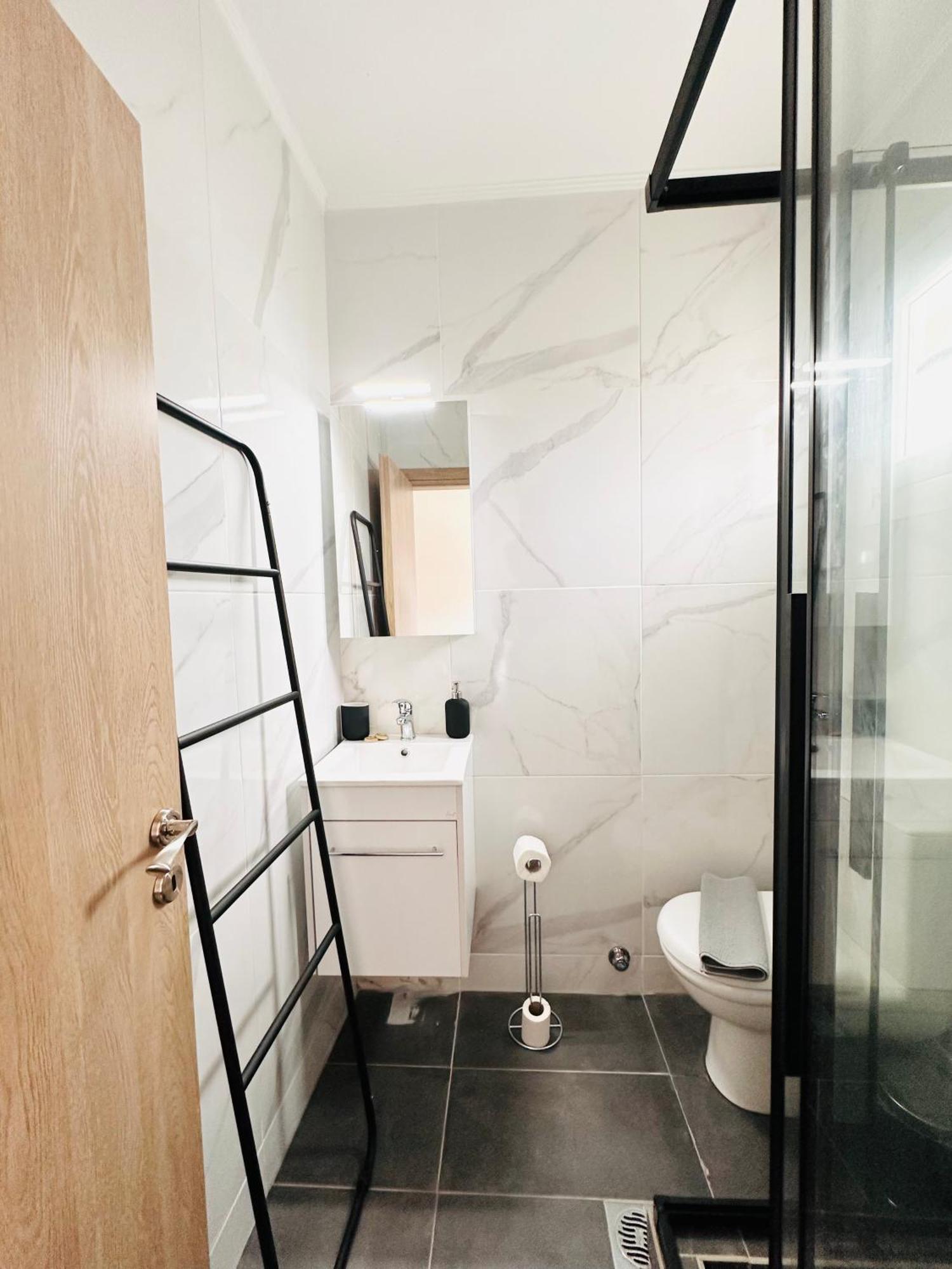 Yuna Penthouse, 100Sqm Private Rooftop Terrasse, Acropolis By Foot アテネ エクステリア 写真